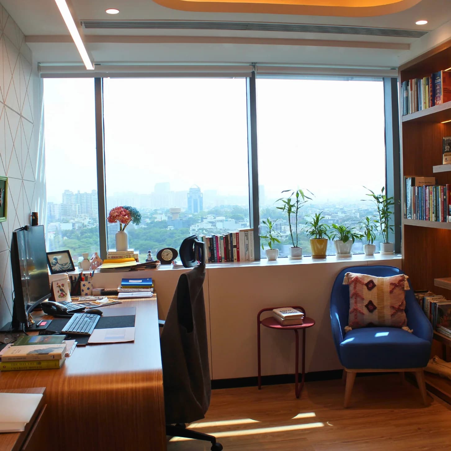 MG Road gallery 4